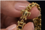 Turtle Charm Bracelet – Adjustable 7" to 7.5" (Gold Tone) - Image 2